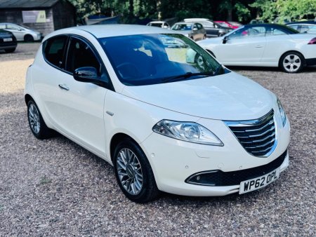 CHRYSLER YPSILON