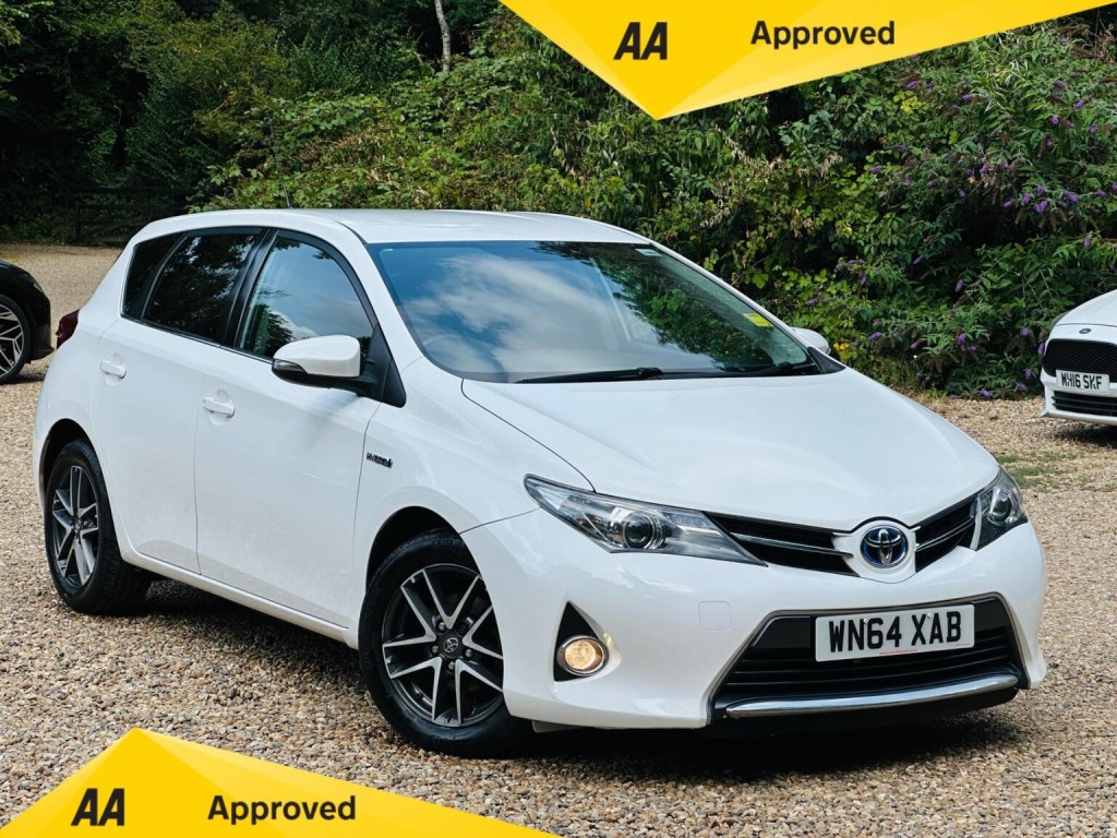 2015 Toyota AURIS
